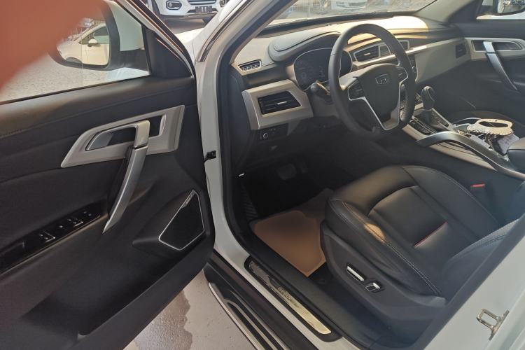 Used Geely Auto Emgrand X7 Sport 2018 1.8TD Automatic Two-Wheel Drive Smart Connect 4G Internet Edition