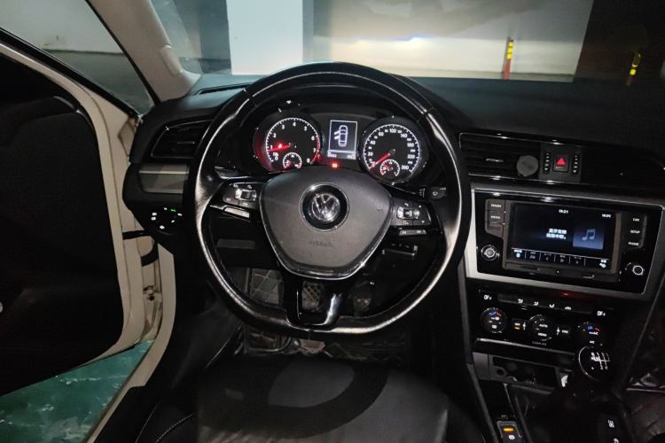 Used Volkswagen Lamando 2017 280TSI Manual Comfort Edition