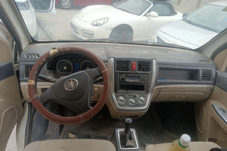 Used Nlmmotor Qiteng M70 2014 1.2L Entry-Level LJ469Q-AE2 Center Console