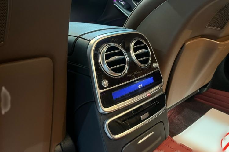 Used Mercedes-Benz Maybach S-Class 2019 S 450 4MATIC Interior 11