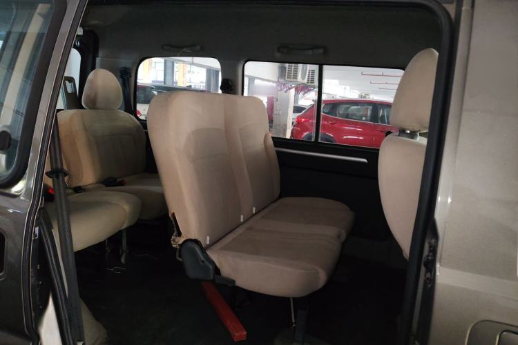 Used FORTHING Lingzhi 2017 V3 1.5L 7-seater Standard Model Left Rear Seat