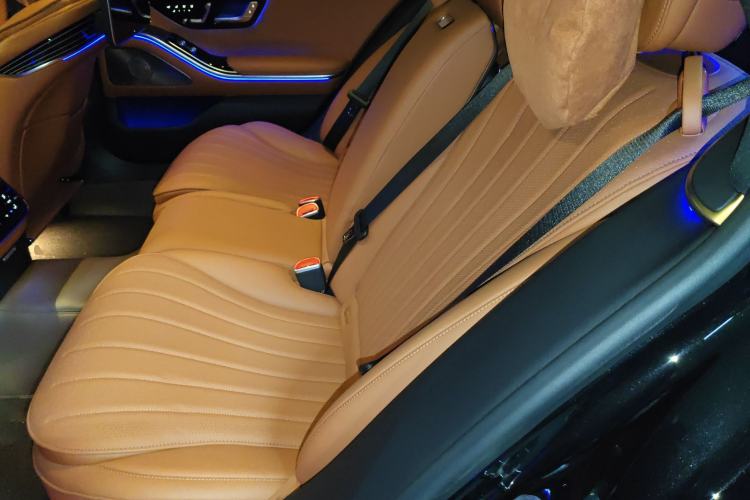 Used Mercedes-Benz S-Class 2024 S 450 L 4MATIC Left Rear Seat