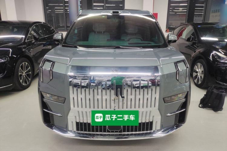 Used Zeekr 009 2024 Six-Seat Executive Version 4WD 108 kWh Front