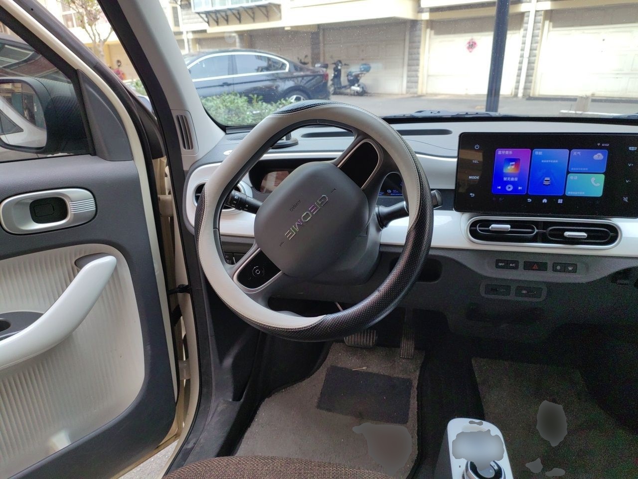 Geely Galaxy Panda 2025 210 km – Yuanqi Bear — снимка 10