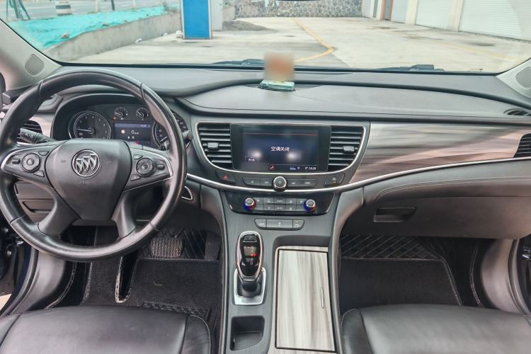Used Buick LaCrosse 2019 28T Luxury Version Interior 2