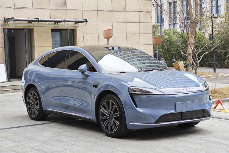 Used Hima Luxeed R7 2024 All-Electric 736 km Ultra
