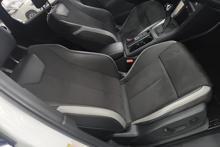 Used Audi Q3 2022 35 TFSI Fashion Dynamic Model Right Front Seat