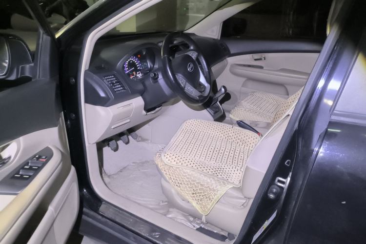 Used BYD S6 2013 Jingyue Edition 2.0L Manual Luxury Model 5 Seats