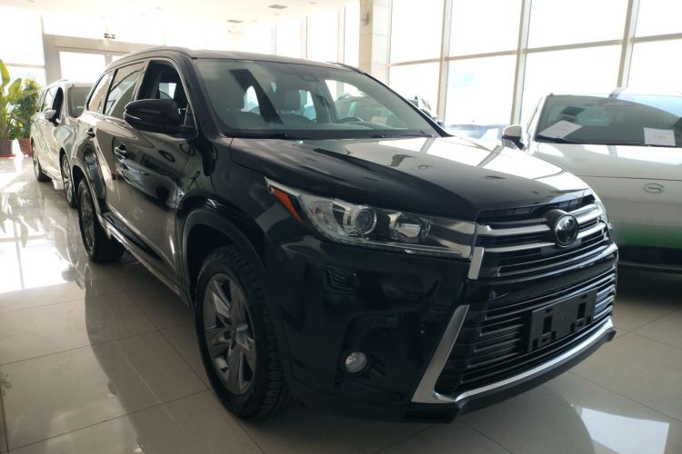 Used Toyota Highlander 2018 2.0T Four-Wheel Drive Prestige Version 7 Seats China VI Standard