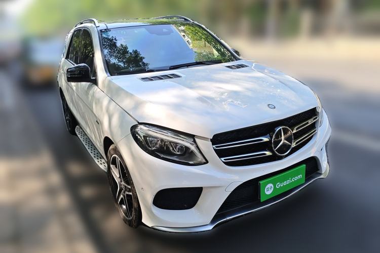 Used Mercedes-Benz GLE 2016 GLE 450 AMG 4MATIC Front Right 45 Deg