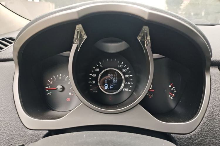 Used Huatai Santa Fe 2017 1.5T Gasoline Automatic Two-Wheel-Drive Elite Model
