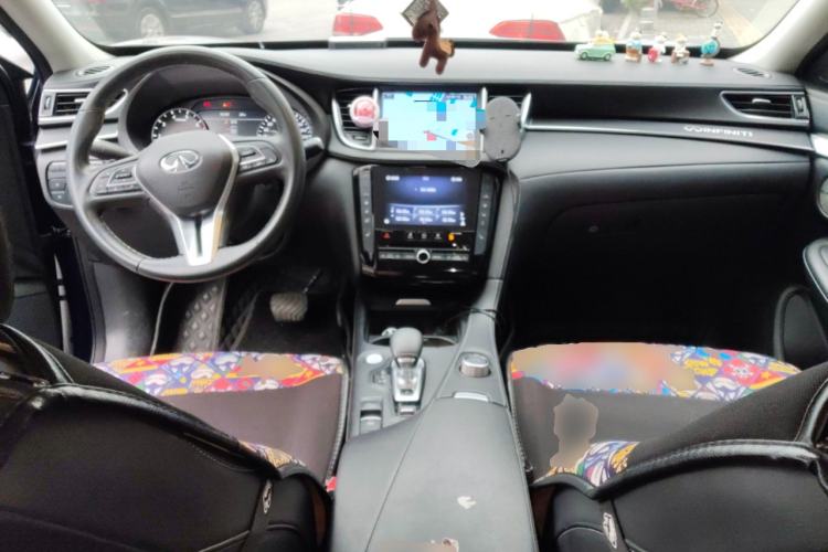 Used Infiniti QX50 2018 2.0T Four-Wheel Drive Elite Edition Center Console