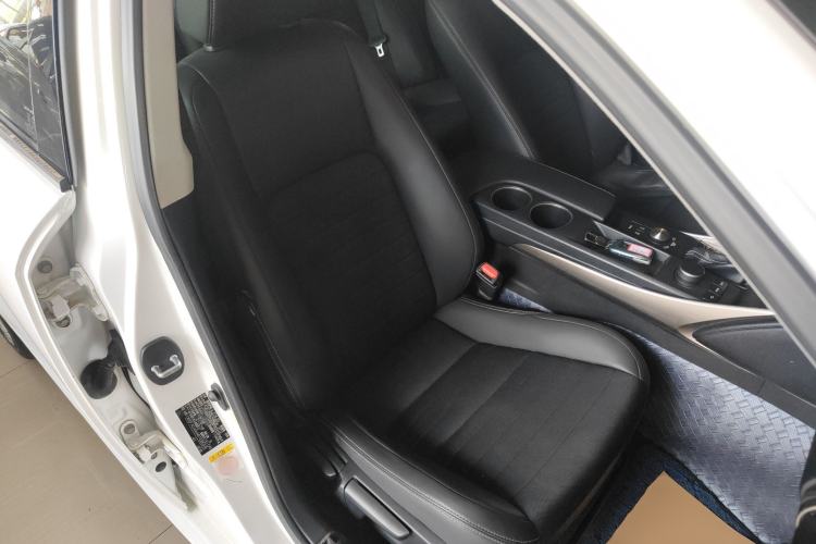 Used Lexus IS 2015 200T Leading Edition Right Front Seat
