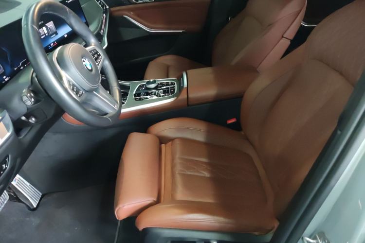 Used BMW X7 2023 xDrive40i Luxury M Sport Package
