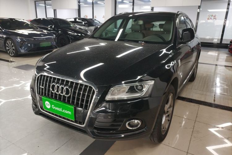Used Audi Q5 2015 40 TFSI Comfort Model