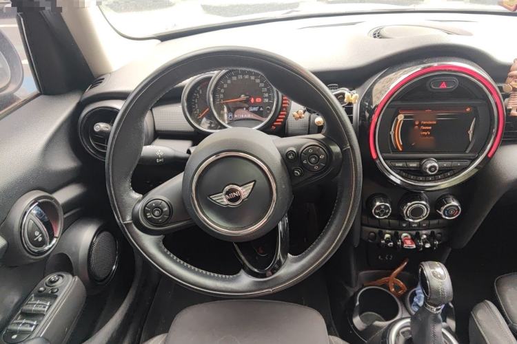 Used MINI 2016 1.5T COOPER Five-Door Edition