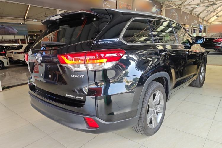 Used Toyota Highlander 2018 2.0T Four-Wheel Drive Luxury Version 7 Seats China VI Standard