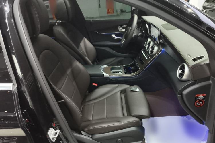 Used Mercedes-Benz GLC 2021 GLC 260 L 4MATIC Luxury Model Right Front Seat