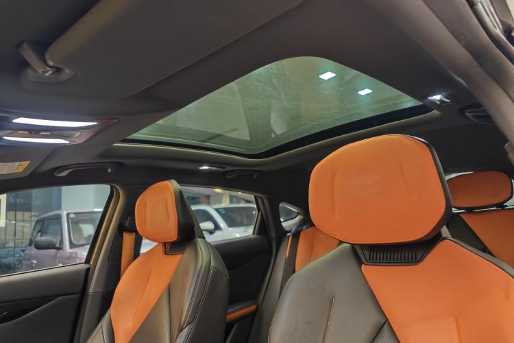 Used CHANGAN UNI-V 2022 1.5T Smart Navigation Version Interior 6