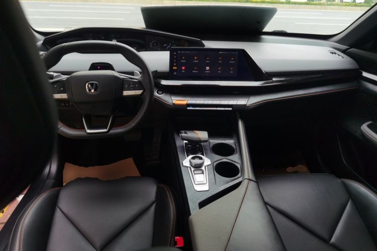 Used CHANGAN UNI-V 2022 1.5T Prestige Version