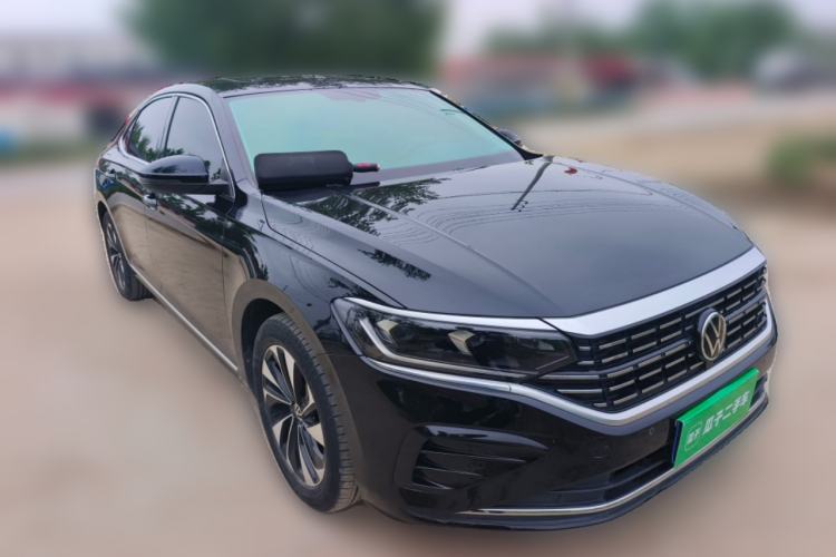 Used Volkswagen Passat 2022 330TSI Elite Edition Front Right 45 Deg