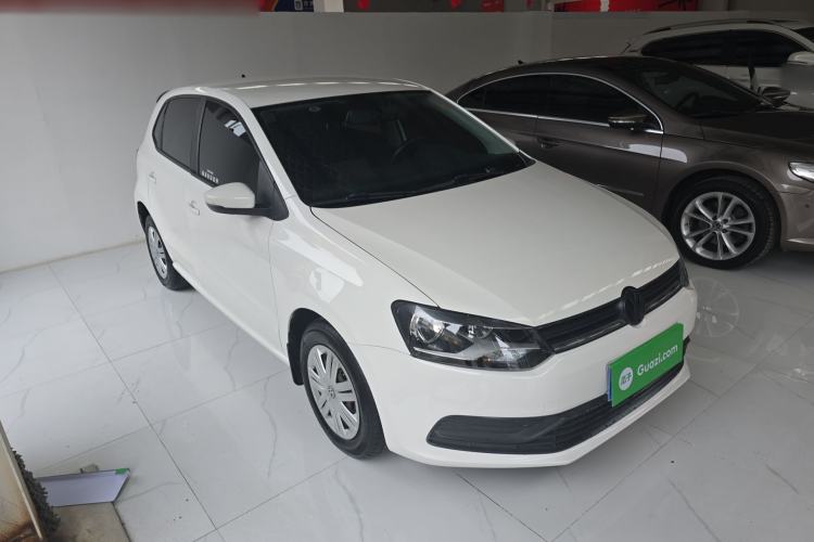 Used Volkswagen Polo 2018 1.5L Automatic Advanced Driving Model Front Right 45 Deg