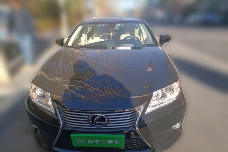 Used Lexus ES 2013 300h Elite Edition