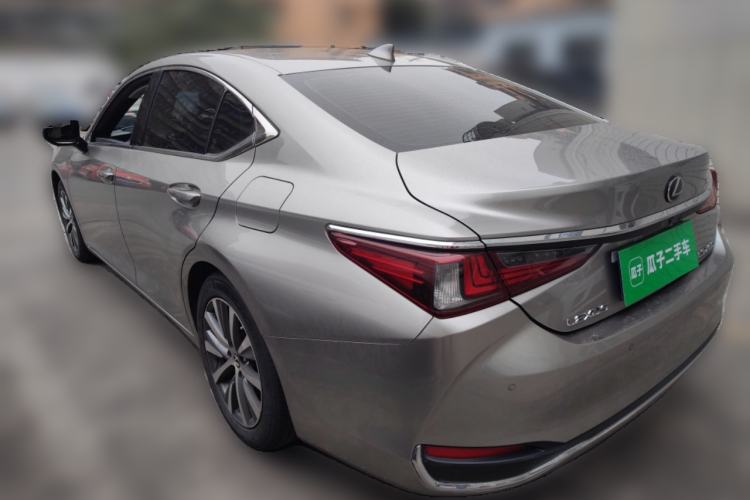 Used Lexus ES 2020 260 Excellence Edition
