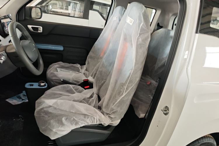 Used Geely Galaxy Panda 2024 Panda Mini 200km Endurance Bear Left Front Seat