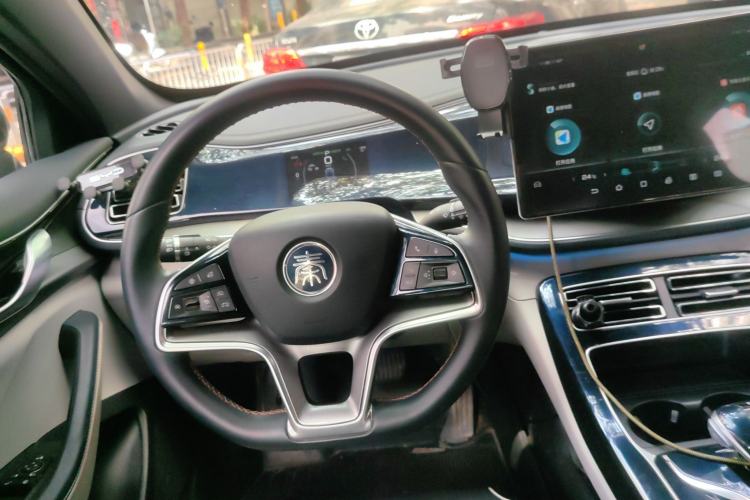 Used BYD Qin PLUS 2021 EV 600KM Flagship Model
