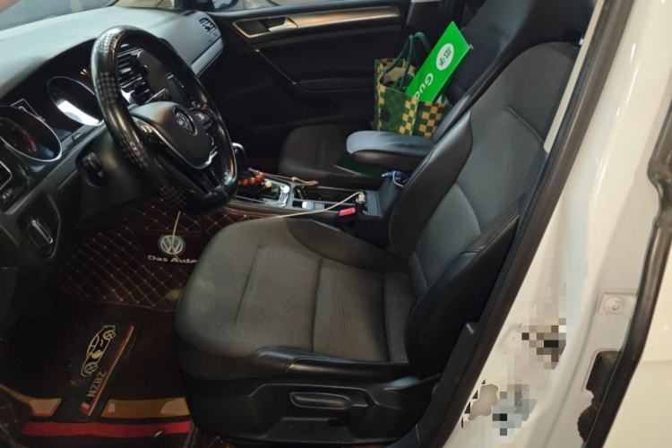 Used Volkswagen Golf 2018 230TSI Automatic Comfort Model Left Front Seat