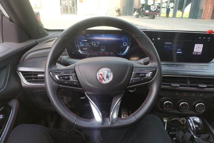 Used Buick Verano 2022 Pro GS Gale Edition Steering Wheel