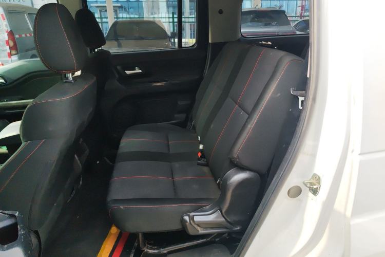 Used CHANGAN OSHAN X70A 2020 1.5L Manual Base Version
