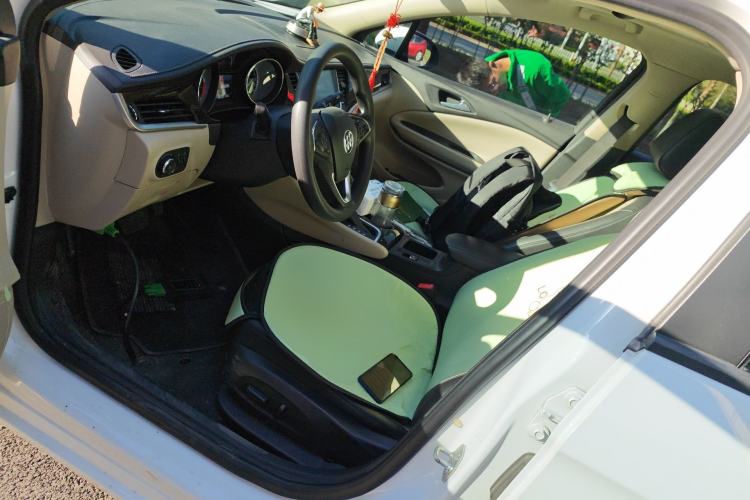 Used Buick Verano 2018 Sedan 15S Automatic Leading Model Left Front Seat