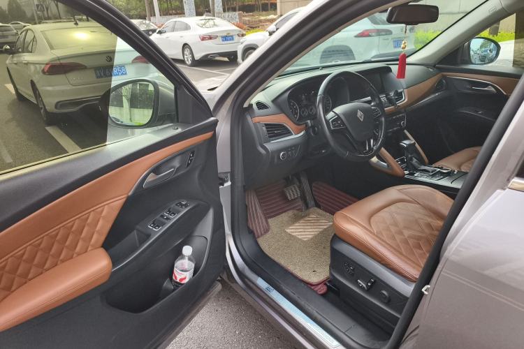 Used BORGWARD BX7 2016 28T Four-Wheel Drive Flagship Version 5 Seats Driver Seat