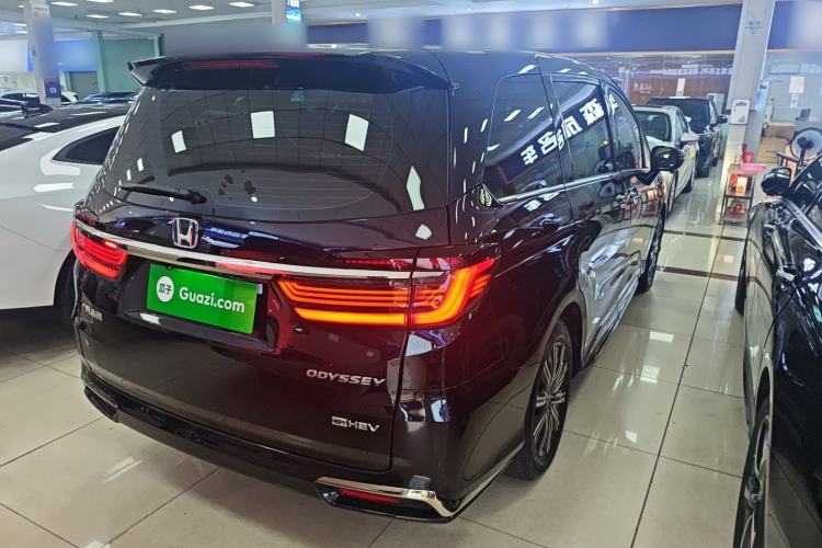 Used Honda Odyssey 2024 2.0L eHEV Sharp & Enjoy Edition