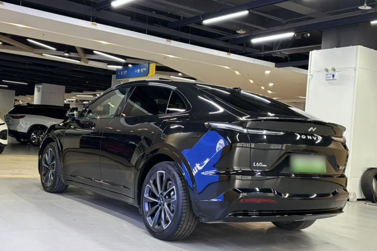 Used ONVO L60 2024 60 kWh All-Wheel Drive
