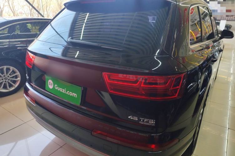 Used Audi Q7 2019 45 TFSI Comfort Model