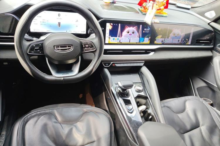 Used Geely Auto Monjaro L 2024 2.0TD High-Power Automatic Two-Wheel Drive Skyline Edition Center Console