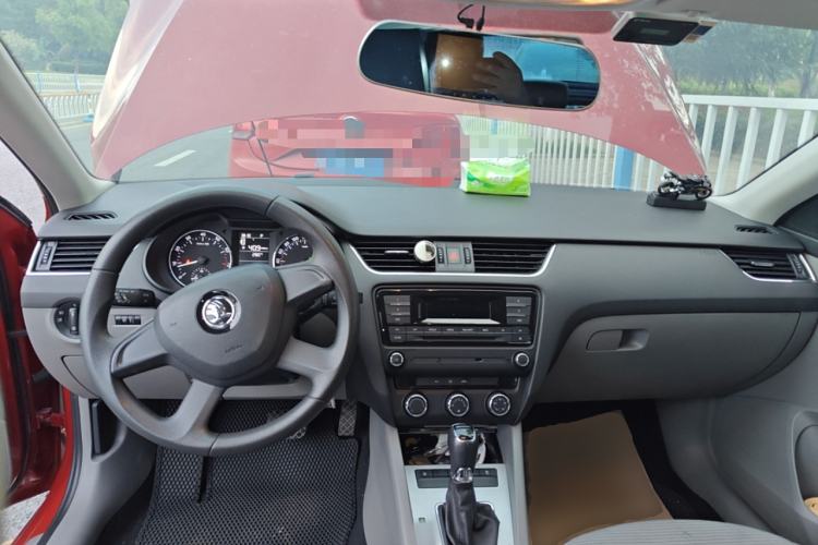 Used Skoda Octavia 2015 1.6L Automatic Yijie Edition