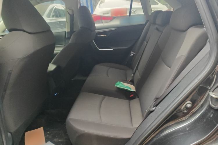 Used Toyota RAV4 2021 2.0L CVT Two-Wheel Drive Fashion Edition