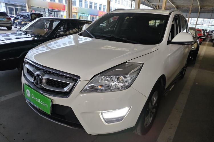 Used BAIC Senova X65 2015 2.0T Automatic Elite Model