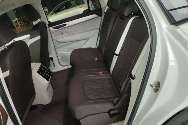 Used Volkswagen Tavendor 2024 380TSI All-Wheel Drive R-Line Cruise Edition