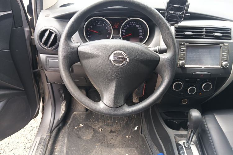 Used Nissan Livina 2013 1.6XE CVT Comfort Edition Steering Wheel