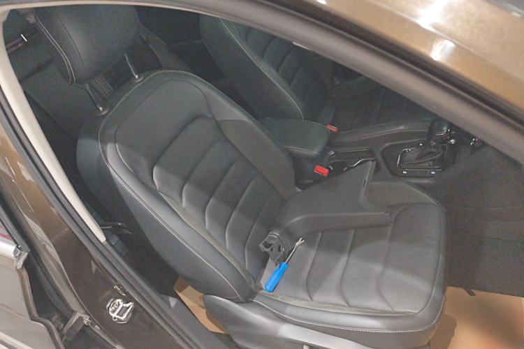 Used Volkswagen Tiguan L 2018 330TSI Automatic Two-Wheel Drive Luxury Edition
