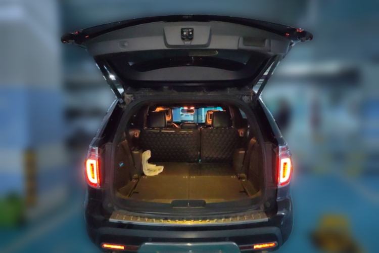 Used Ford Explorer 2013 3.5L Deluxe Model