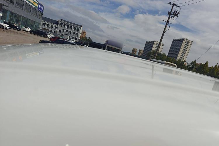 Used Ruichi EC75 2025 Model Passenger Vehicle Smart Driving Ultra-Charging Edition, Pioneer Type I, 52.16 kWh
