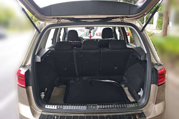 Used Volkswagen Golf Sportsvan 2016 1.6L Automatic Comfort Model
