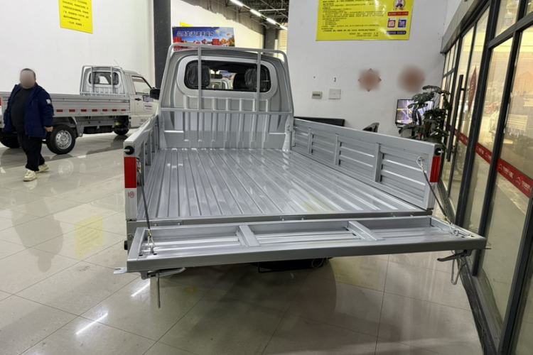 Used Victory Zebra 2025 1.5L Double-Cab Extended Flatbed Comfort Version Exterior 4