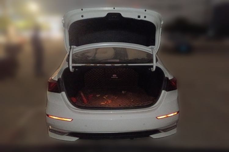 Used Kia K3 2021 1.5L CVT Fashion Edition Trunk